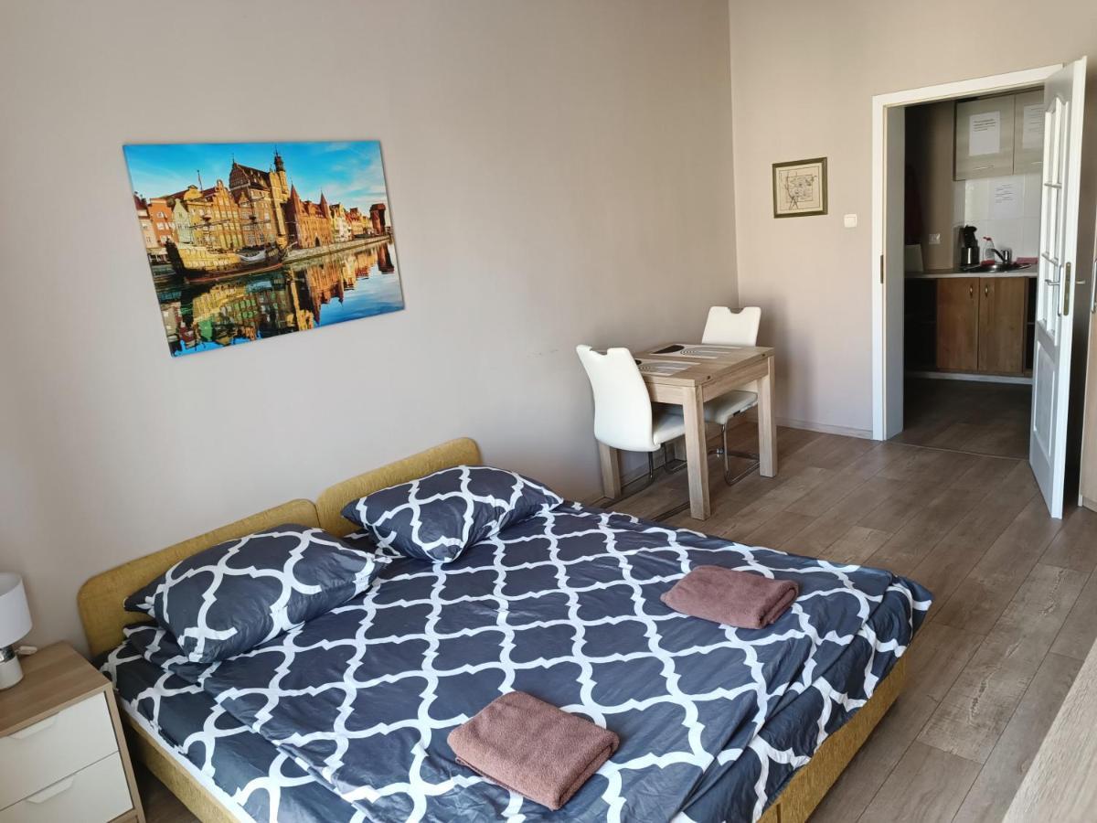 Apartamento Bon Voyage Kawalerka Gdansk Exterior foto